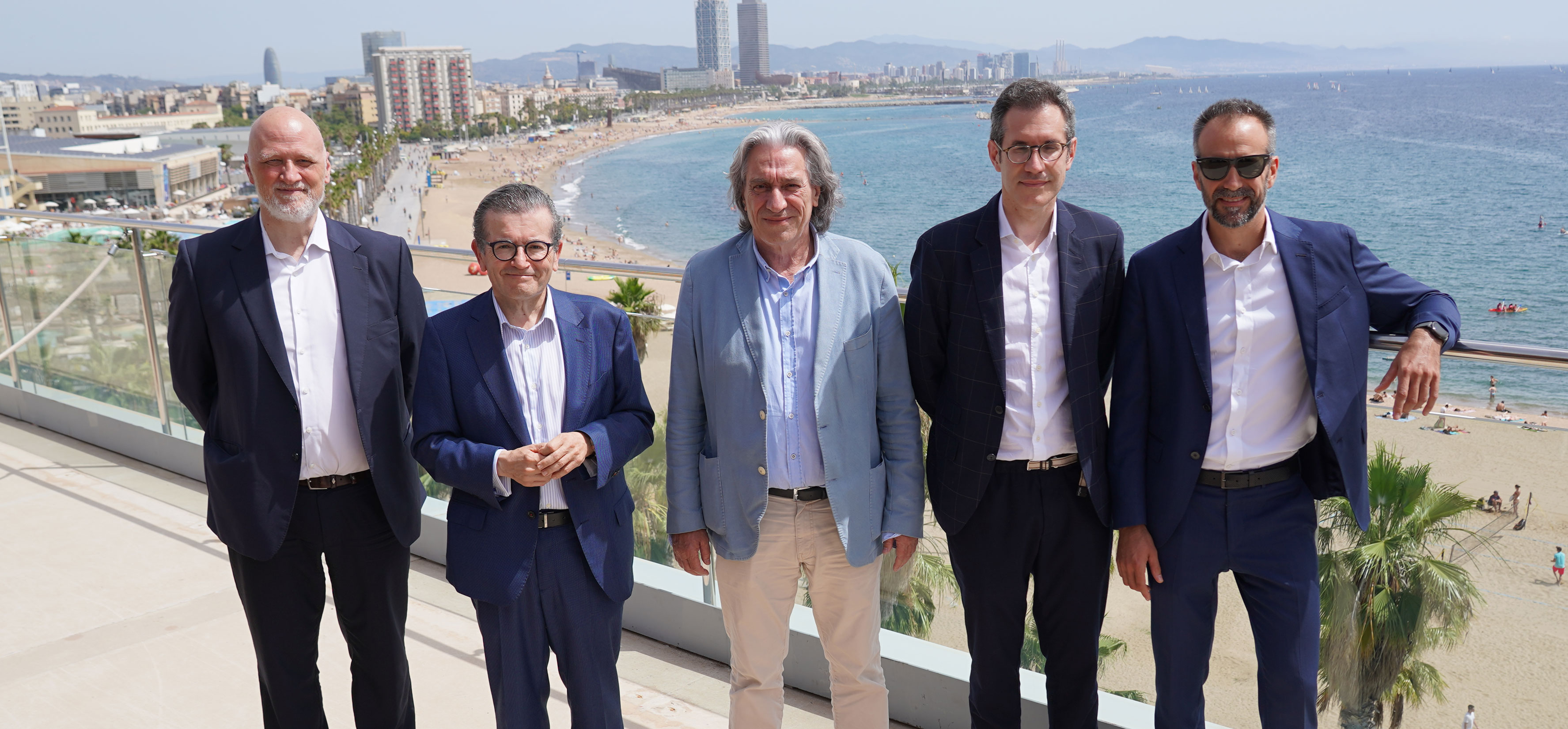 Foto familia Clàssica a la Platja.
