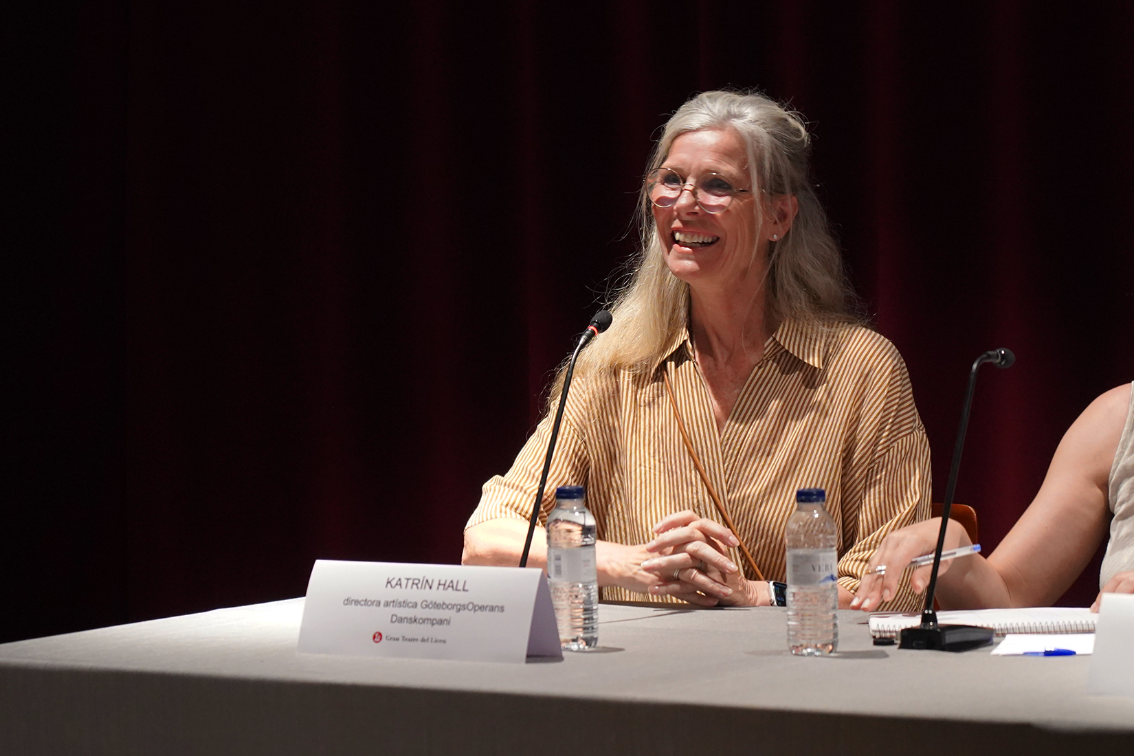Katrín Hall, directora artística durant la roda de premsa  (© GTL)