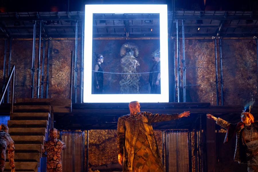 Akhnaten Liceu 2