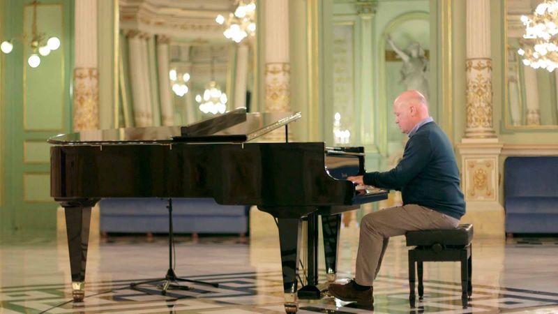 Cover la música d'albert guinovart