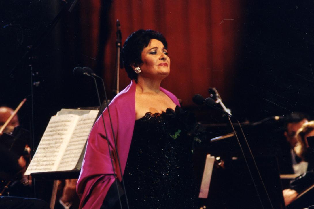 Victoria de los Ángeles en el recital 'Les millors veus del Món' al Palau Sant Jordi.